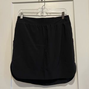 Like New!  Perfect for Summer!  Athleta Size Medium